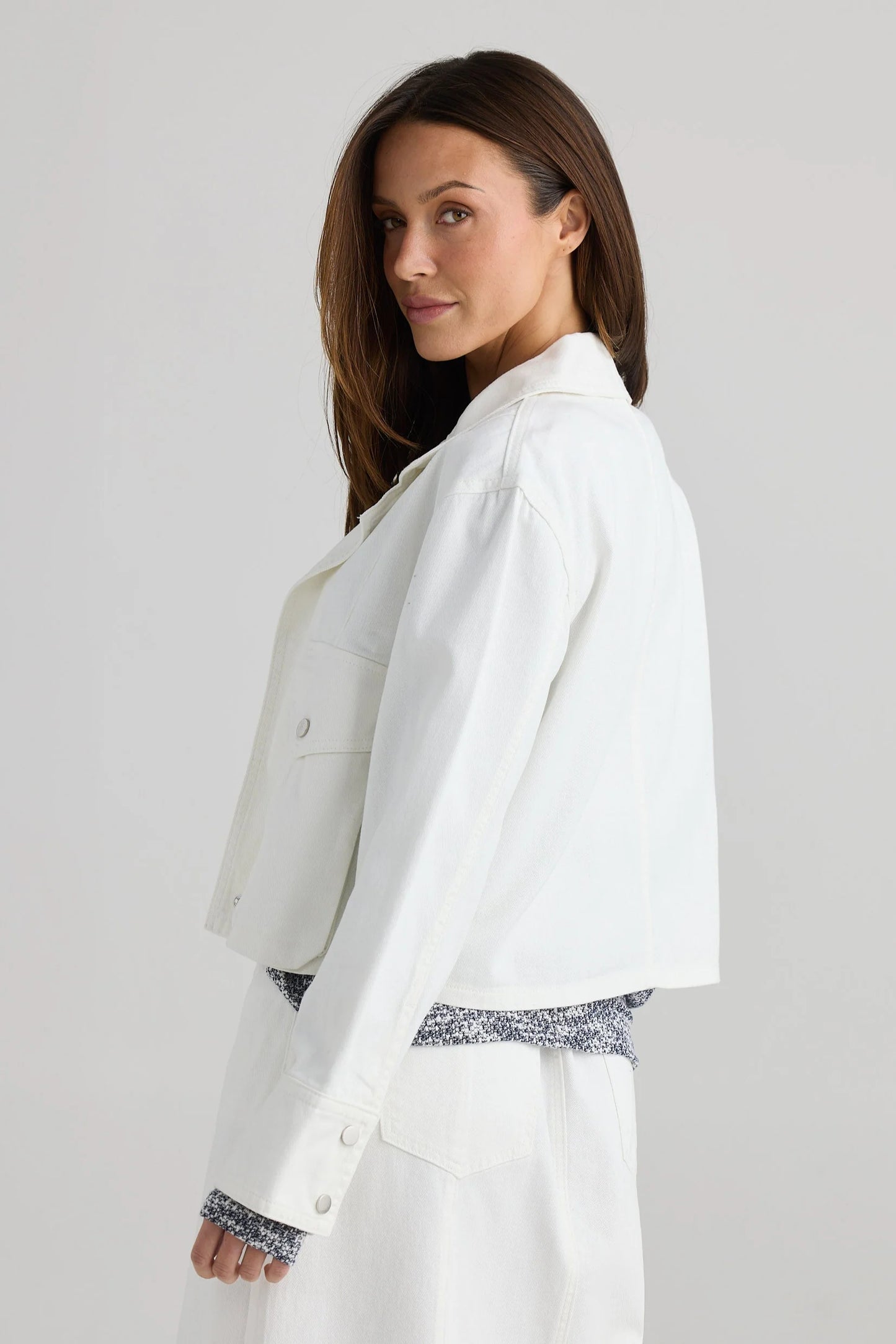 HOLIDAY : Cruise Jacket - White
