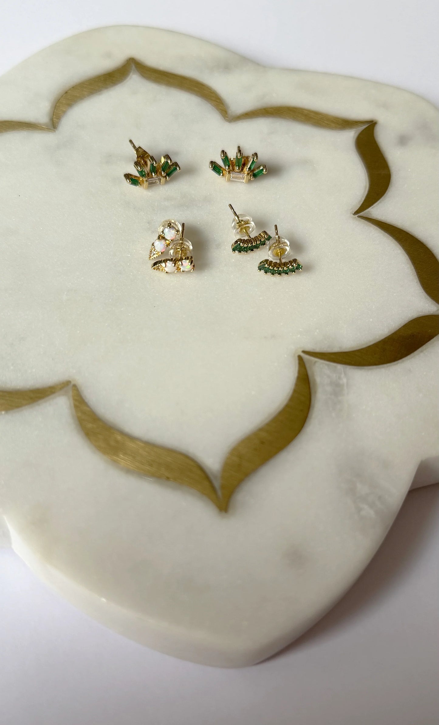 TUNIK : Crystal Fan Studs - Earrings