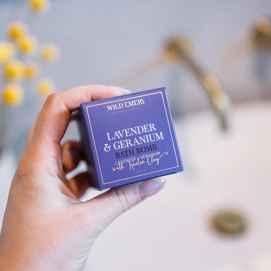 WILD EMERY : Lavender & Geranium - Bath Bomb