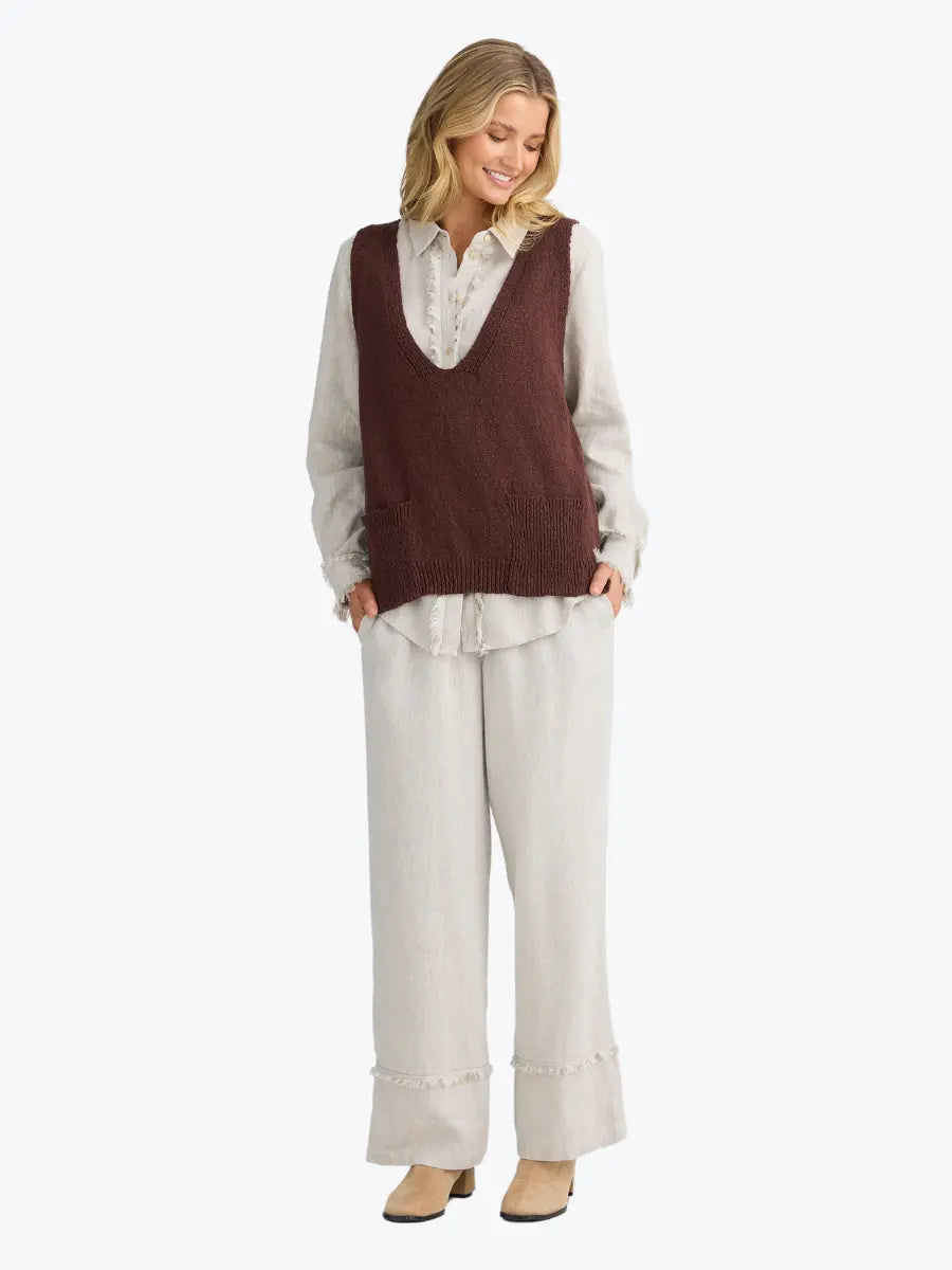 THE SHANTY CORPORATION : Tribeca Vest - Chocolate