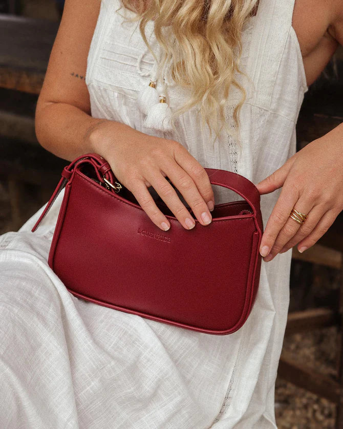 LOUENHIDE : Ivy Shoulder Bag - Cherry