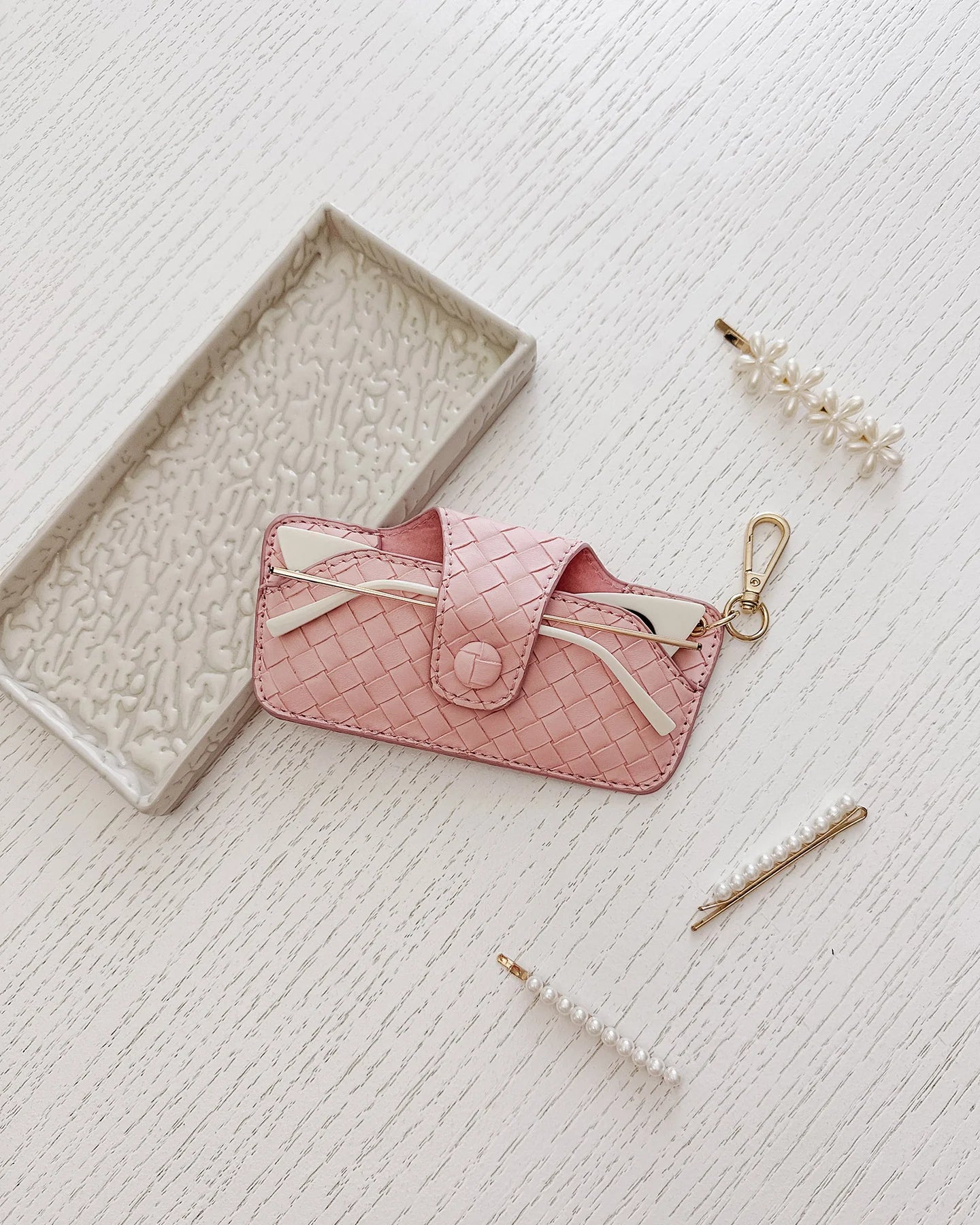 LOUENHIDE: Skittle Woven Pastel Pink - Sunglass Case