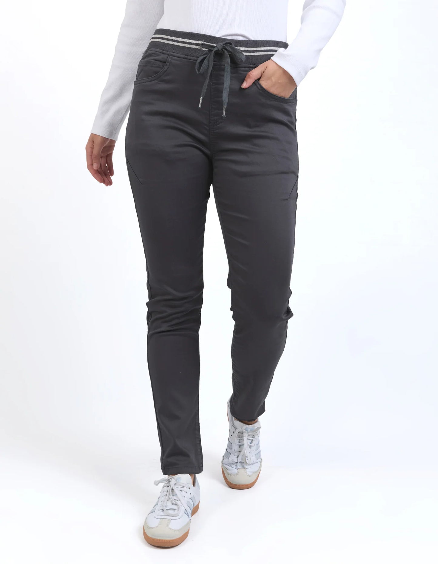 FOXWOOD: Sylvia Charcoal - Jogger
