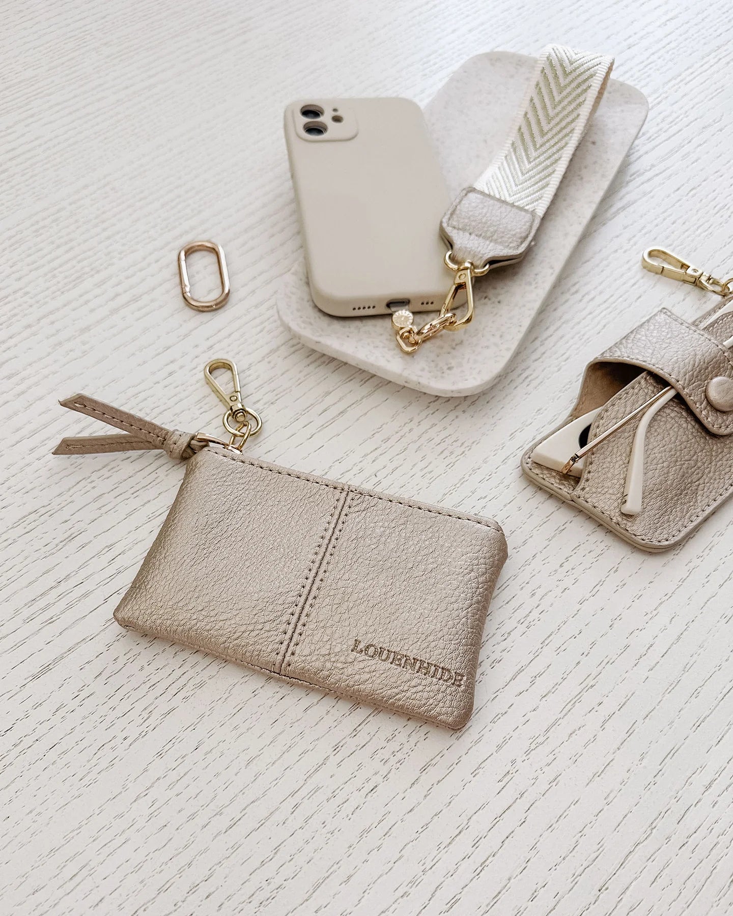 LOUENHIDE: Ziggy Champagne - Accessory Bundle