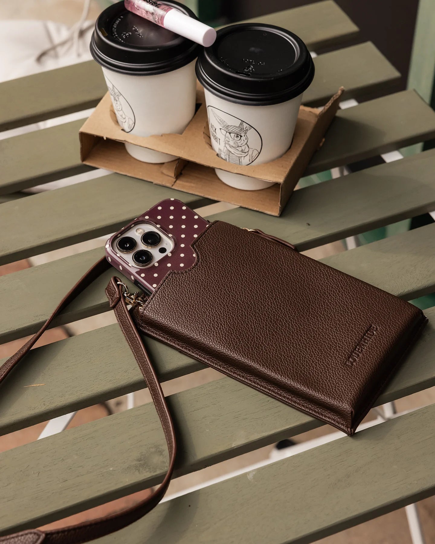 LOUENHIDE - Suki Chocolate - Phone Bag