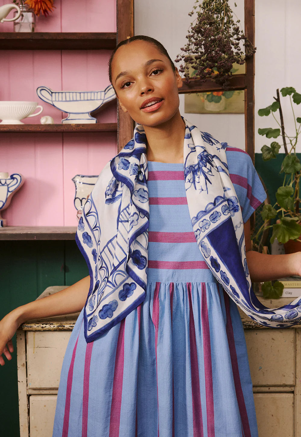 NANCYBIRD: Lyon Tile Silk - Scarf