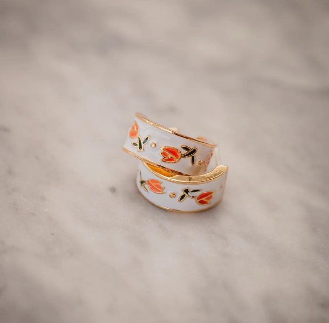 GREENWOOD DESIGNS : Gold And White Tulip Hoop - Earring