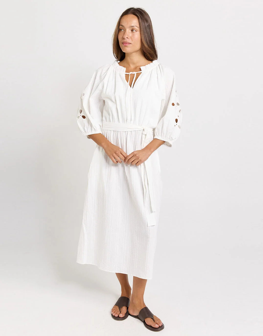 BETTY BASICS : Daisy Broderie - Dress