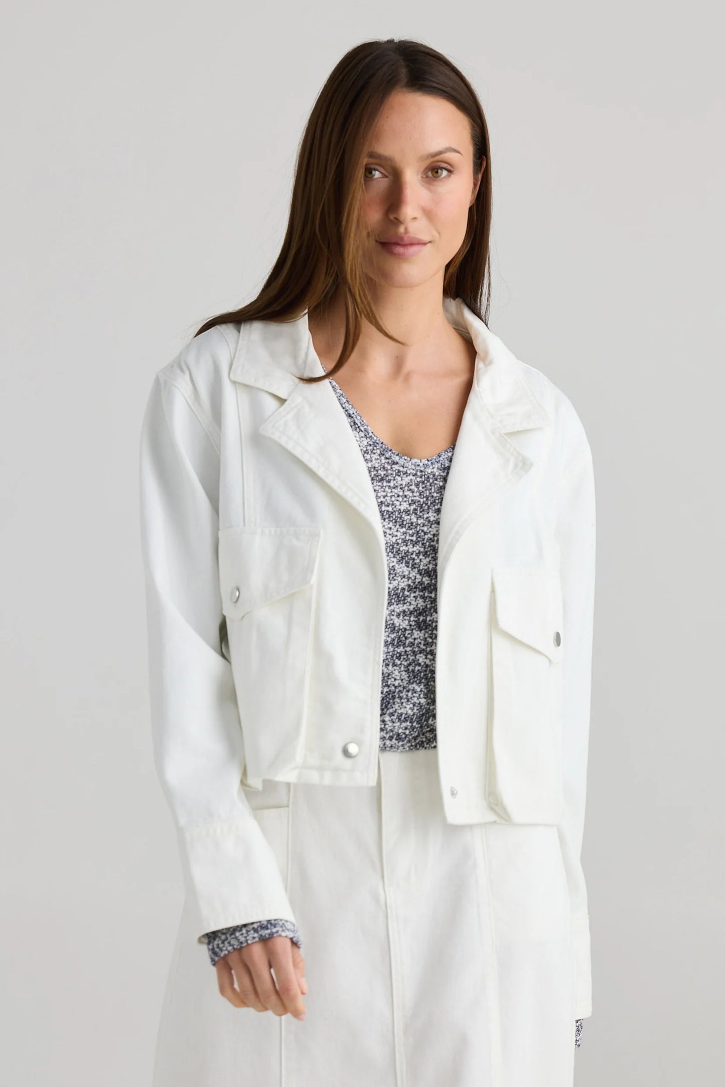 HOLIDAY : Cruise Jacket - White