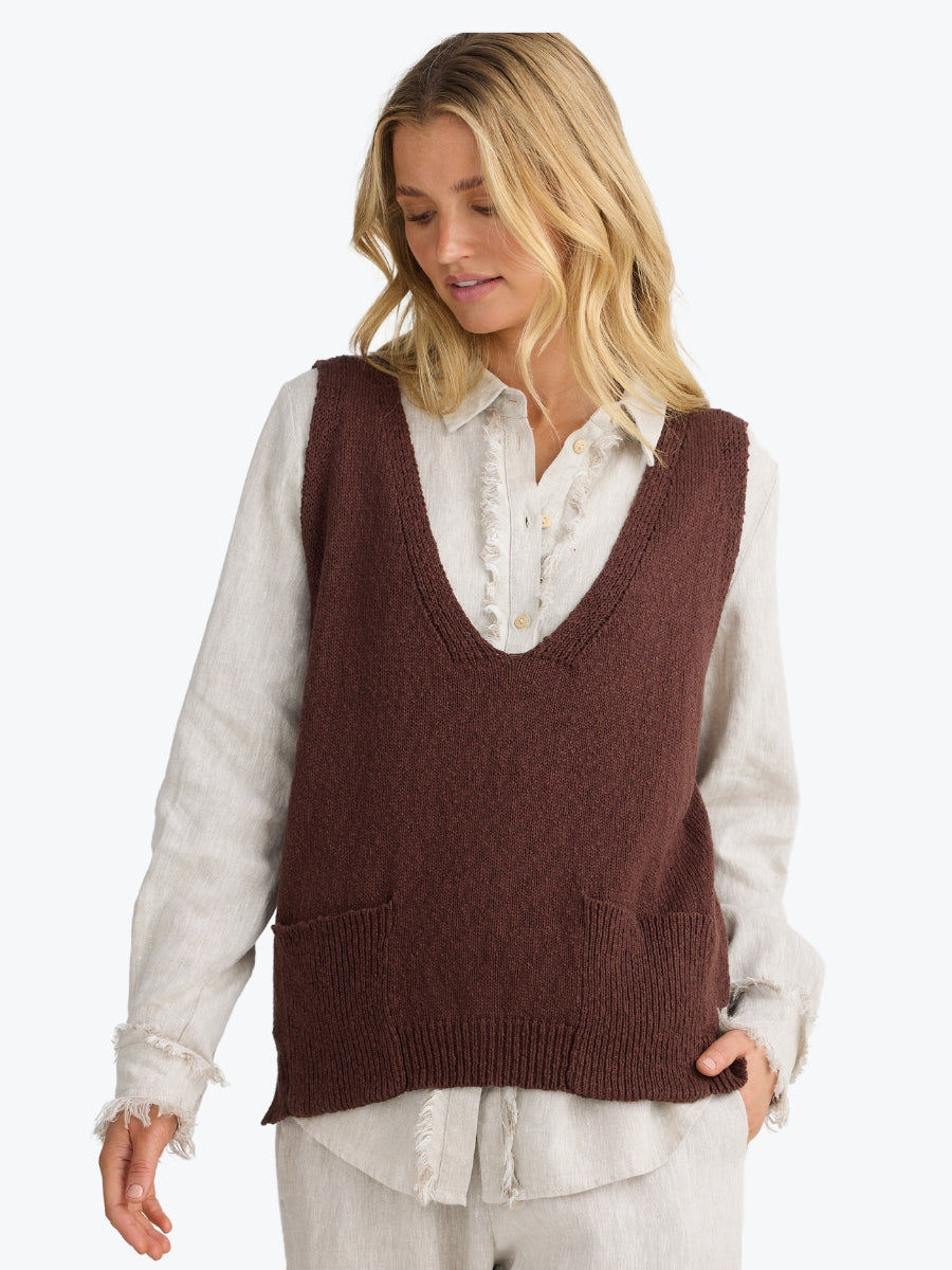 THE SHANTY CORPORATION : Tribeca Vest - Chocolate