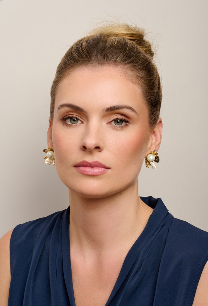 TIGER TREE : Gold Eden Pearl - Earrings
