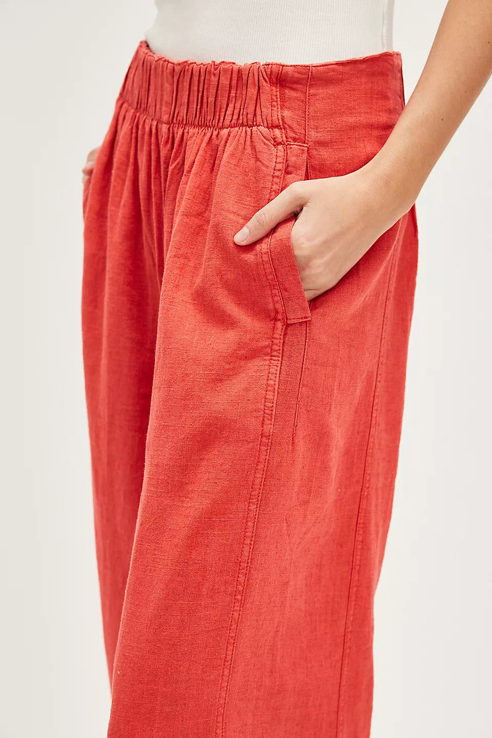 FREE PEOPLE : Days End Linen Pull On - Poppy Red