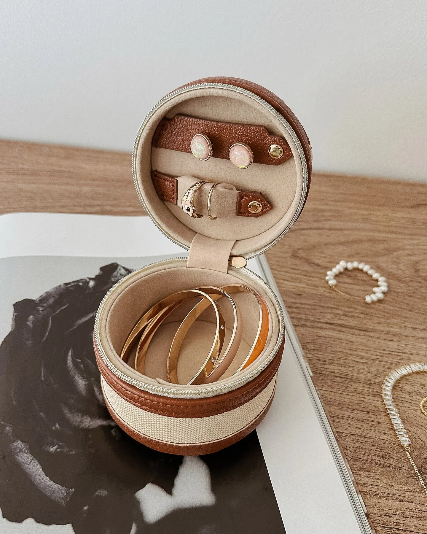 LOUENHIDE: Loz Tan - Jewellery Box