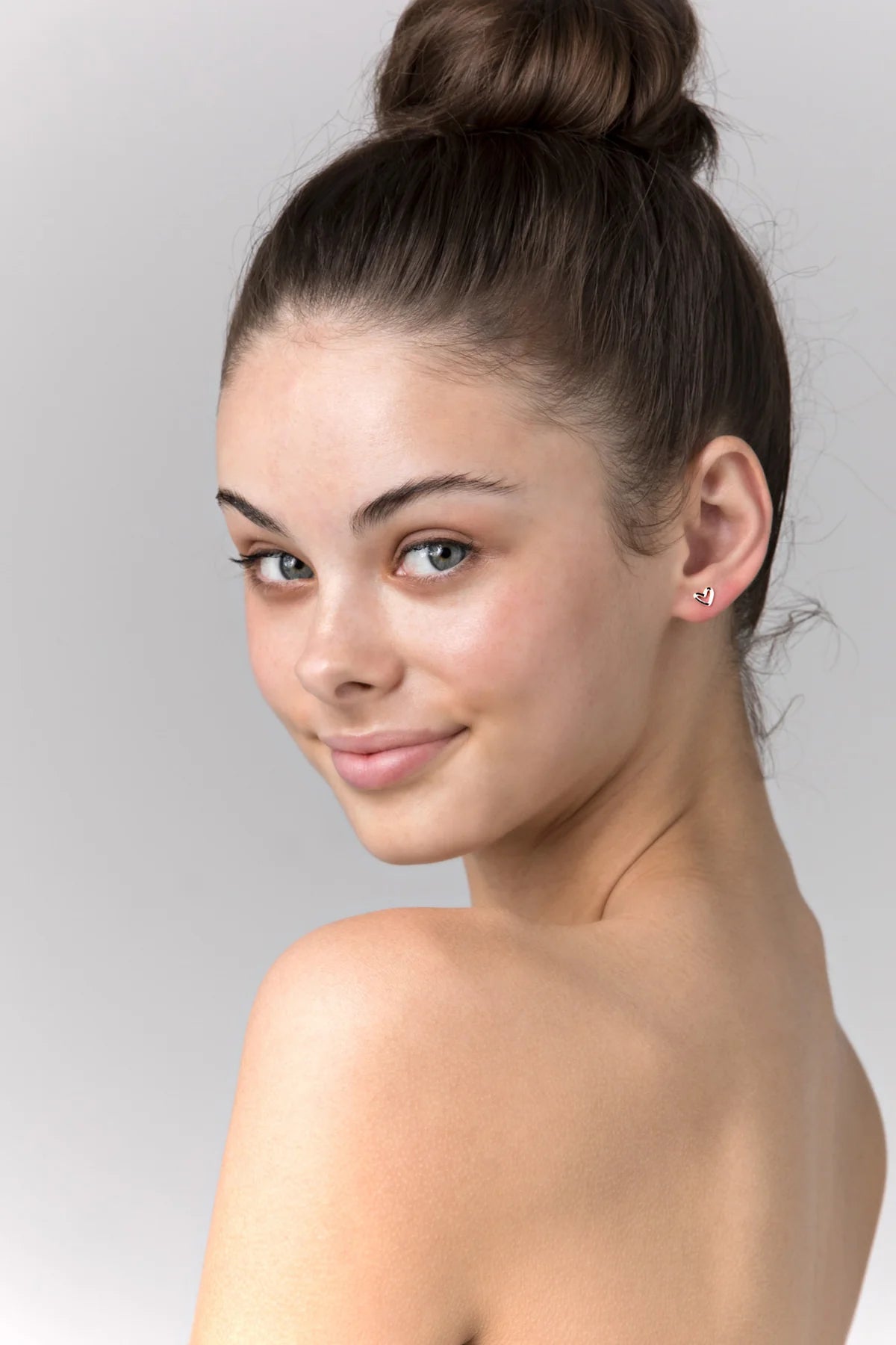 LIBERTE: Petite Heart Gold - Earring
