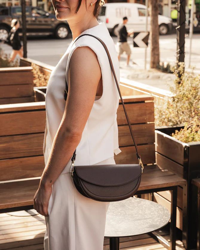 LOUENHIDE : Cindy Shoulder Bag - Chocolate