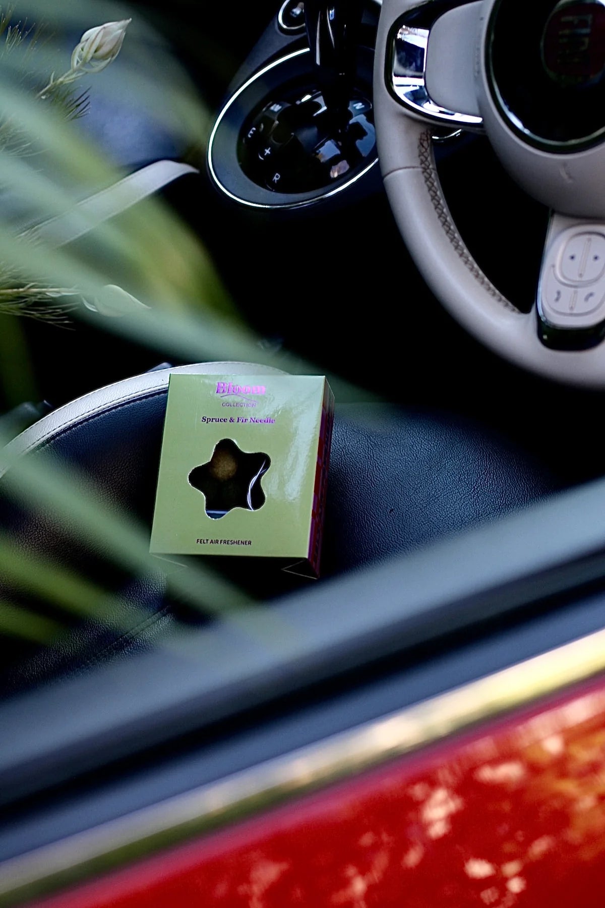 GRACE & JAMES: Bloom Christmas Collection - Spruce & Fir Needle - Air Freshener