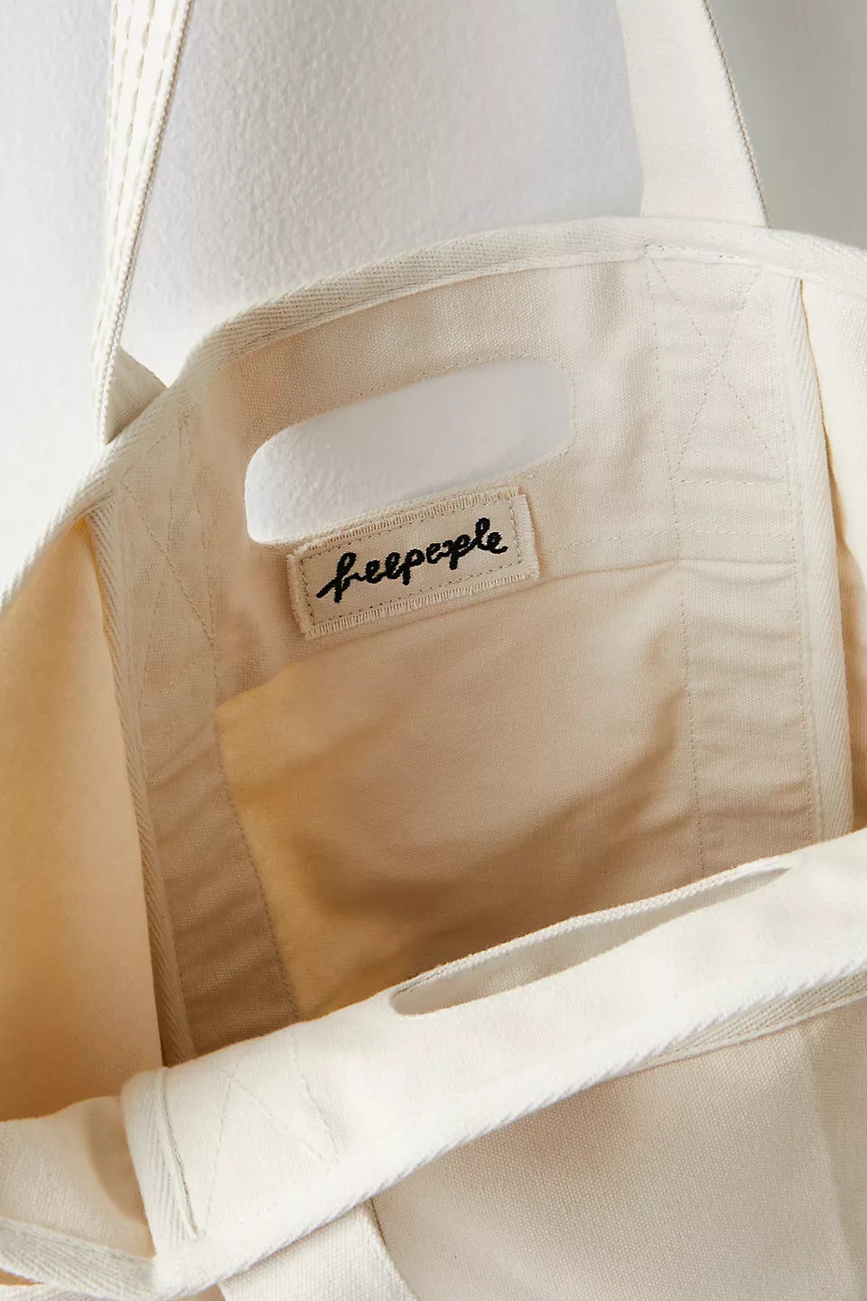 FREE PEOPLE : Canvas Tote - Caravan