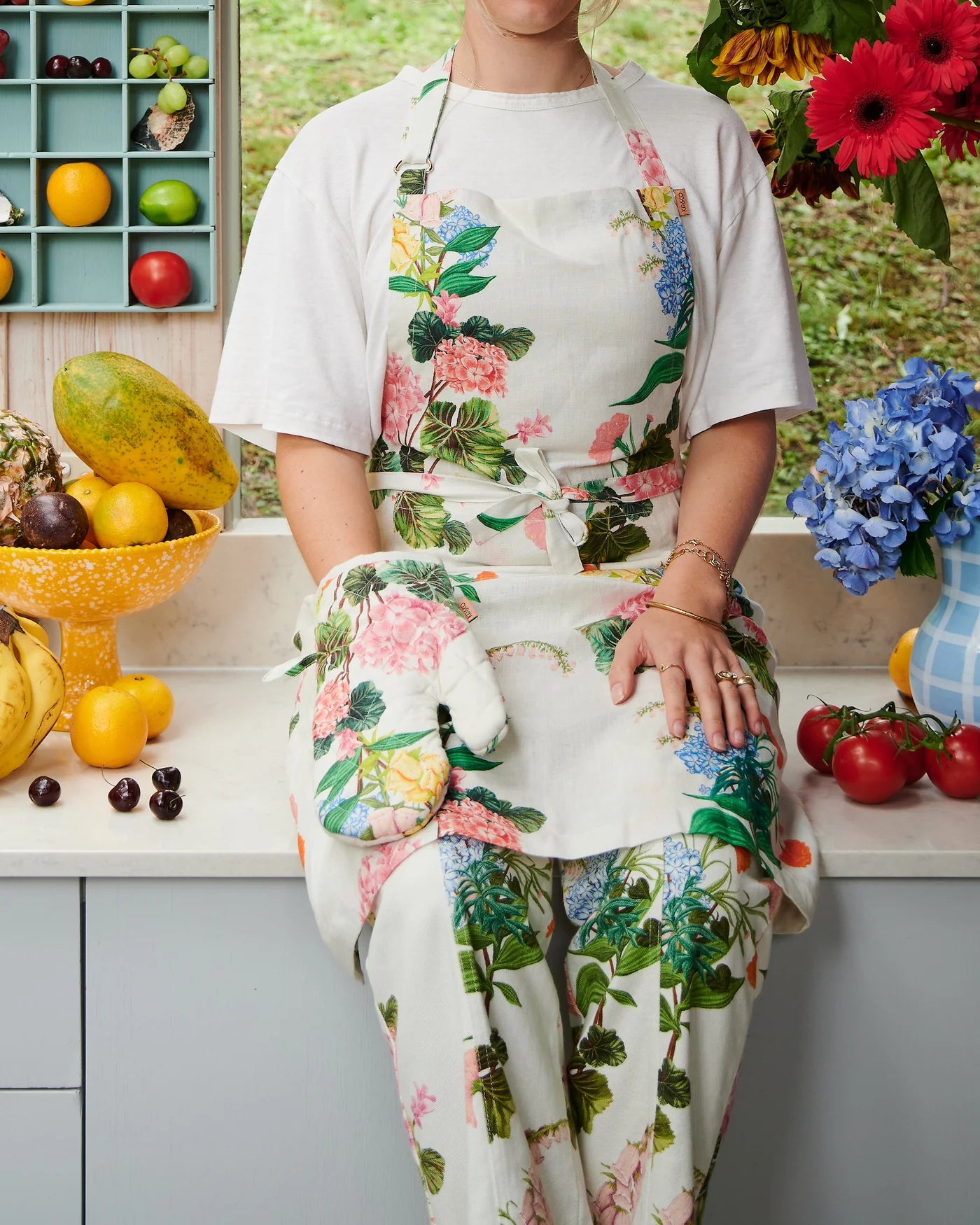 KIP & CO : Linen Apron - Bouquet Beauty