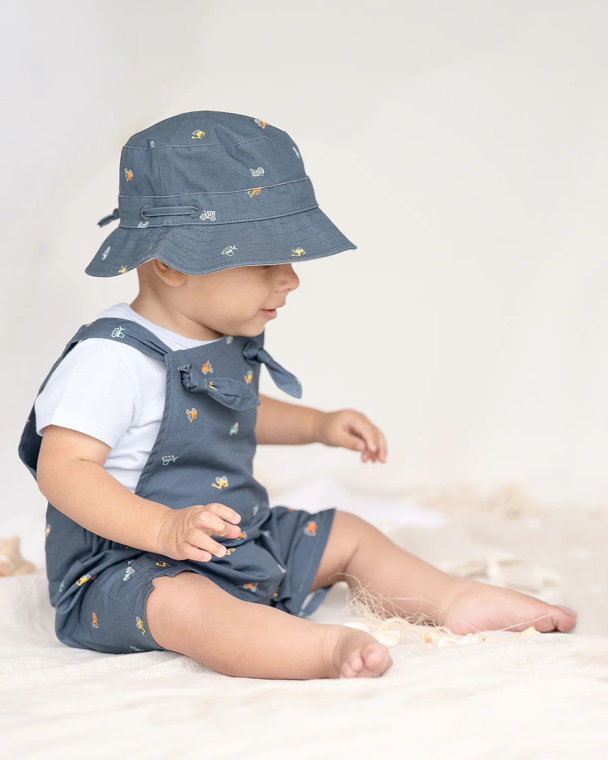 TOSHI : Sunhat - Folk Diggers