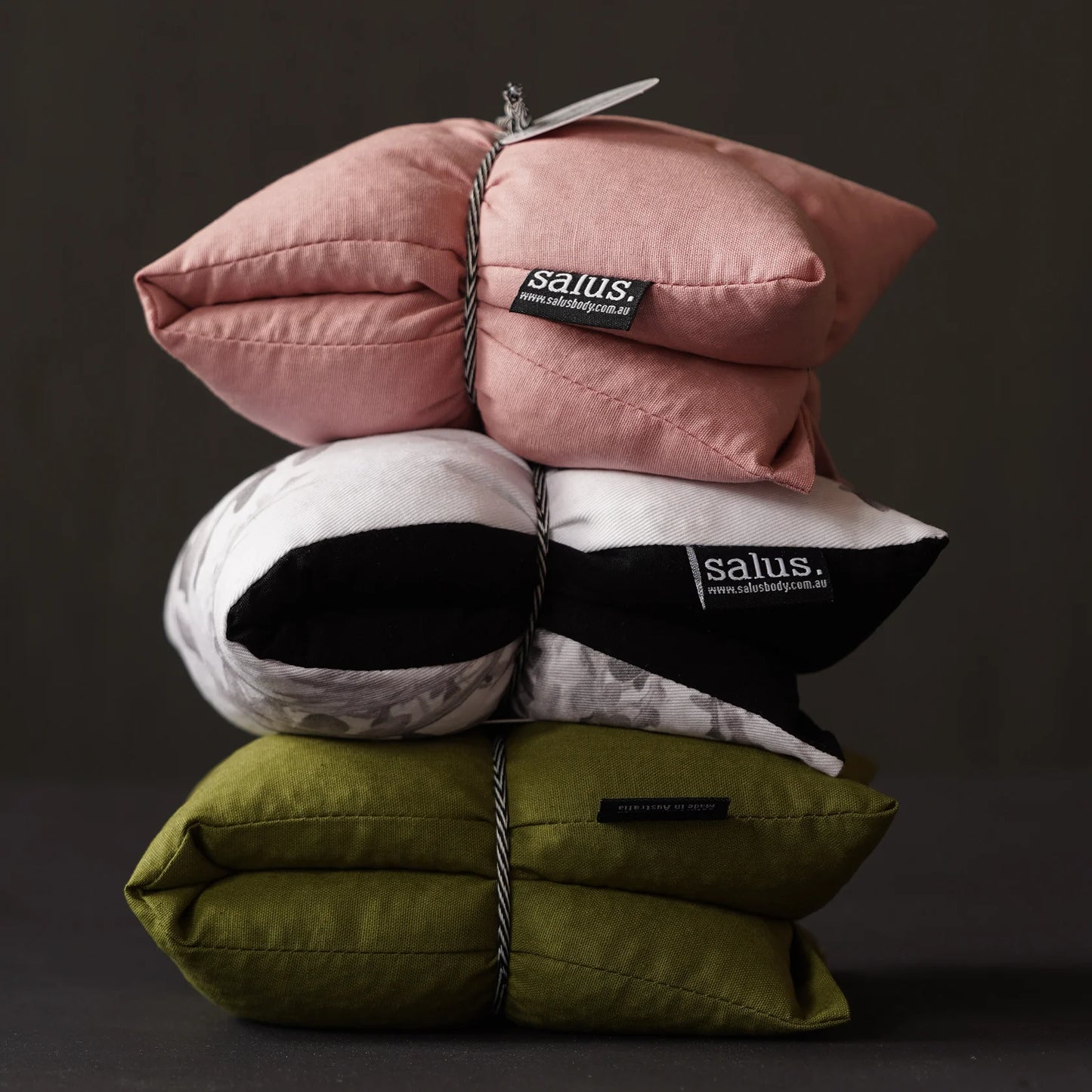 SALUS : Moss Green Organic Lavender & Jasmine Heat Pillow