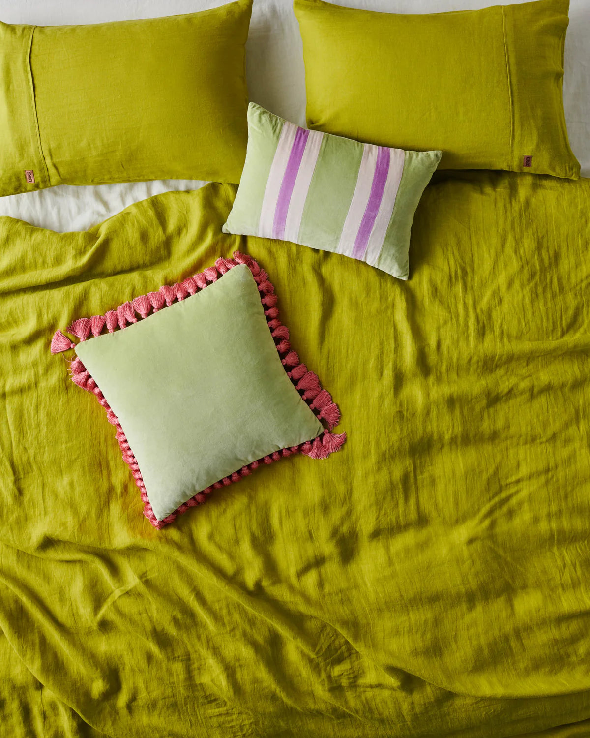 KIP & CO : Velvet Tassel Cushion - Aloe