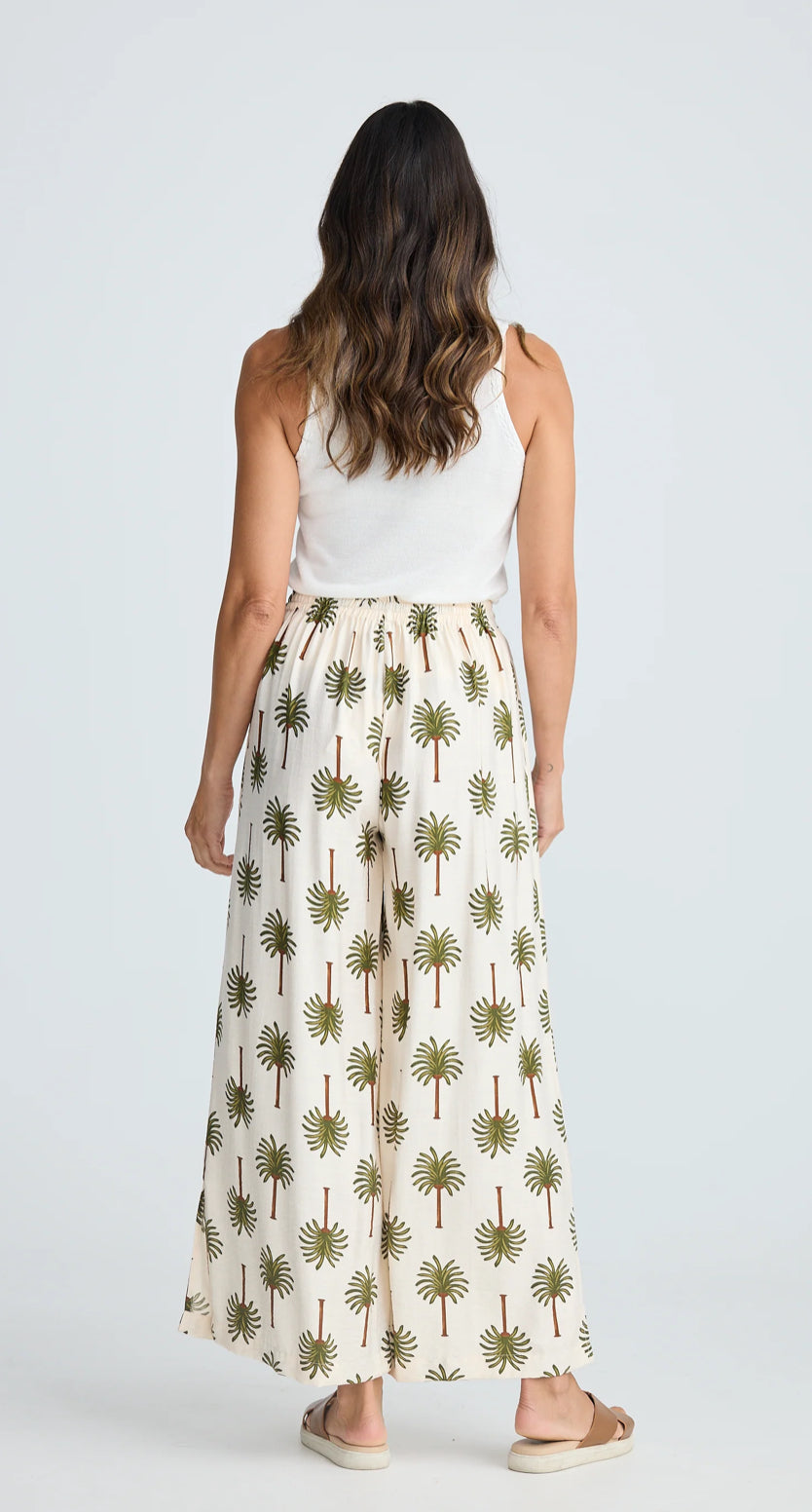 HOLIDAY - Fly Away Pant - Ivory Palm Print