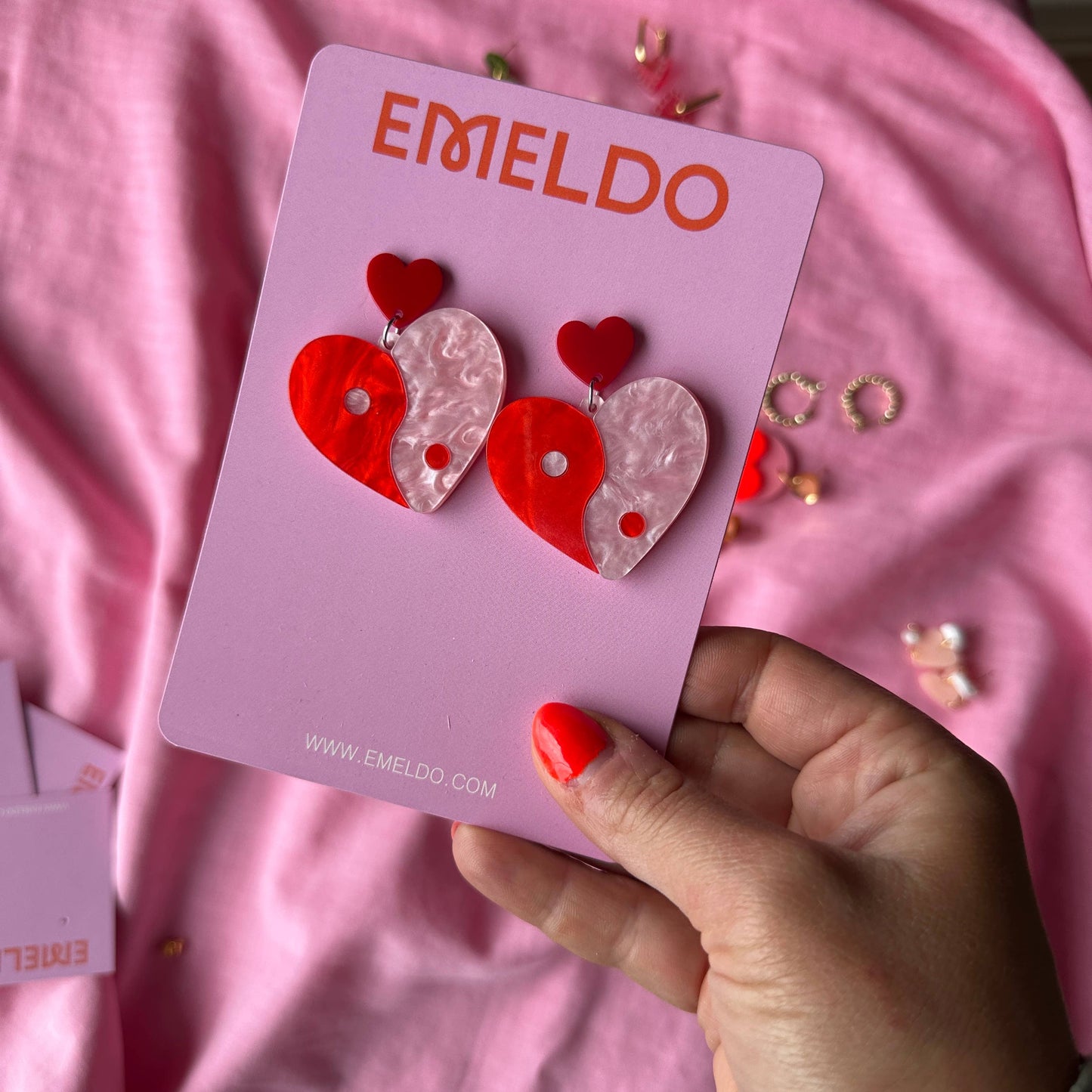 EMELDO : Heart Yin Yangs - Pink & Red