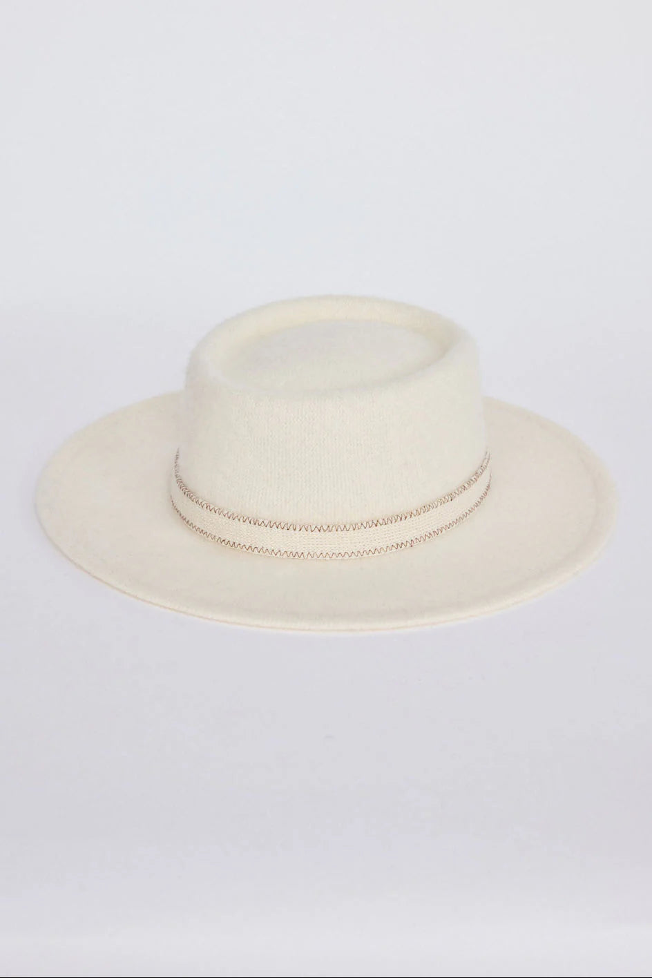 HOLIDAY LIFE : Cream Road Trip - Hat