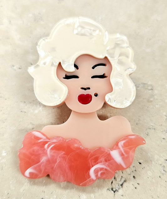 ANNA NOVA : Acrylic Marilyn Brooch