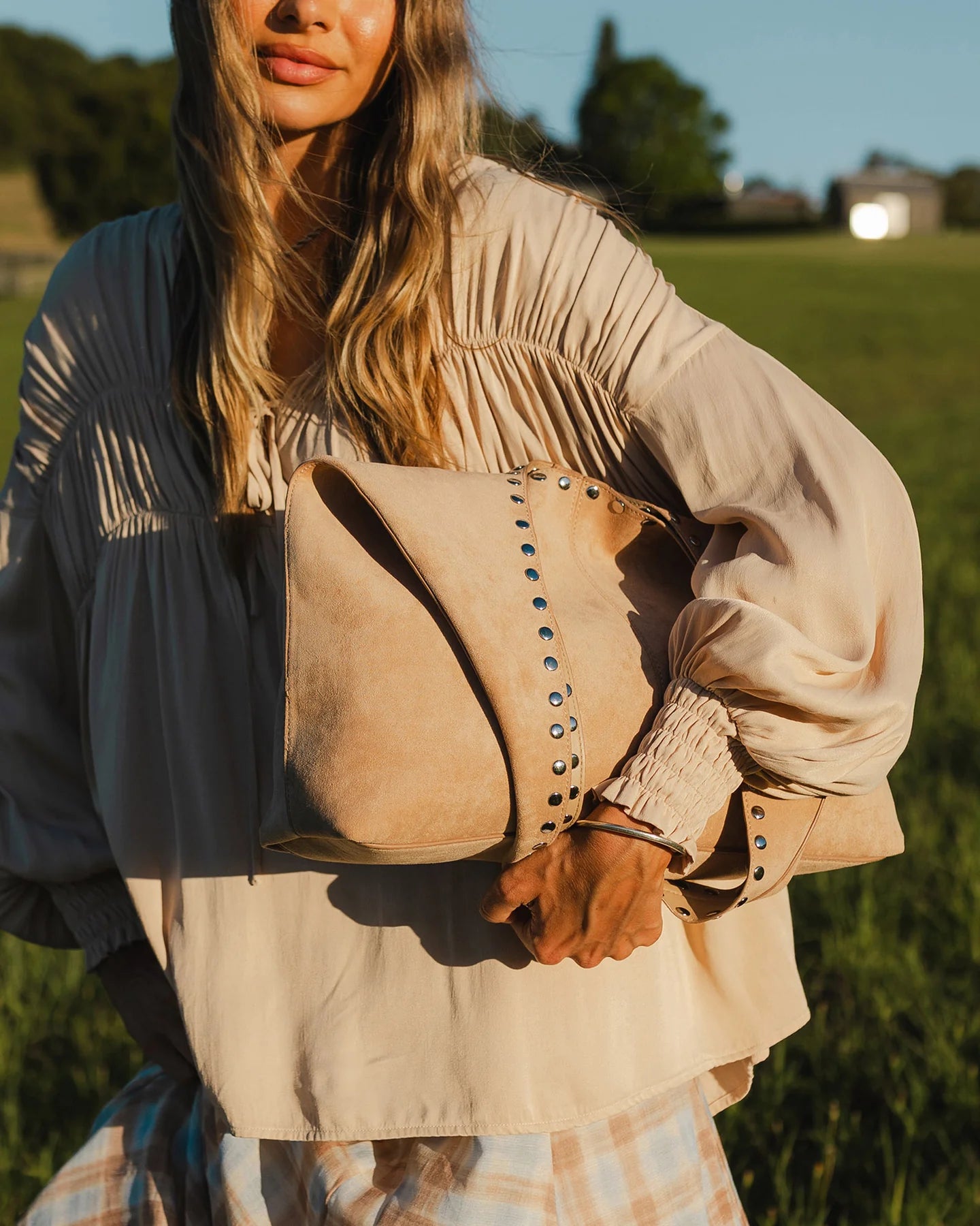 LOUENHIDE : Hailey Suedette Blonde - Shoulder Bag