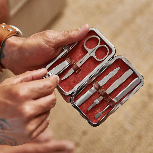 ANNABEL TRENDS. : Gentlemans Travel - Manicure Kit