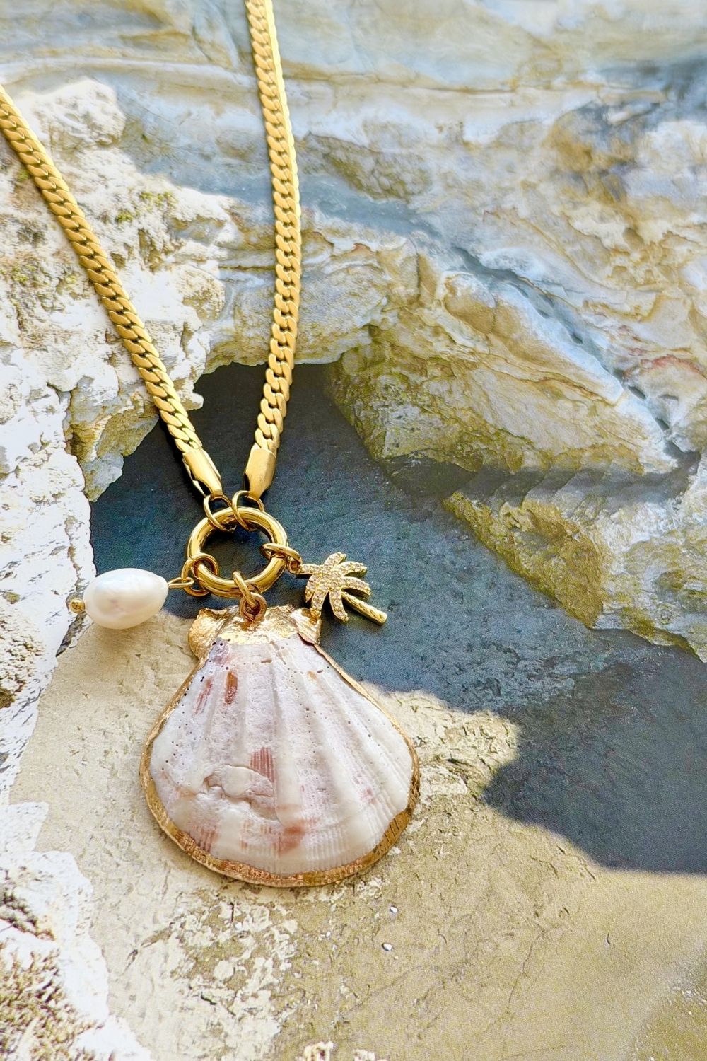MOSK. MELBOURNE : Natural Sands Shell - Necklace