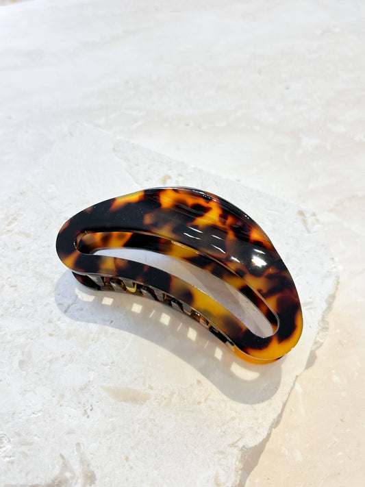 ANGELS WHISPER : Oval Tort Hair Claw Clip - Dark Tort