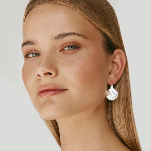FAIRLEY : Beaten Disc Earrings - Silver