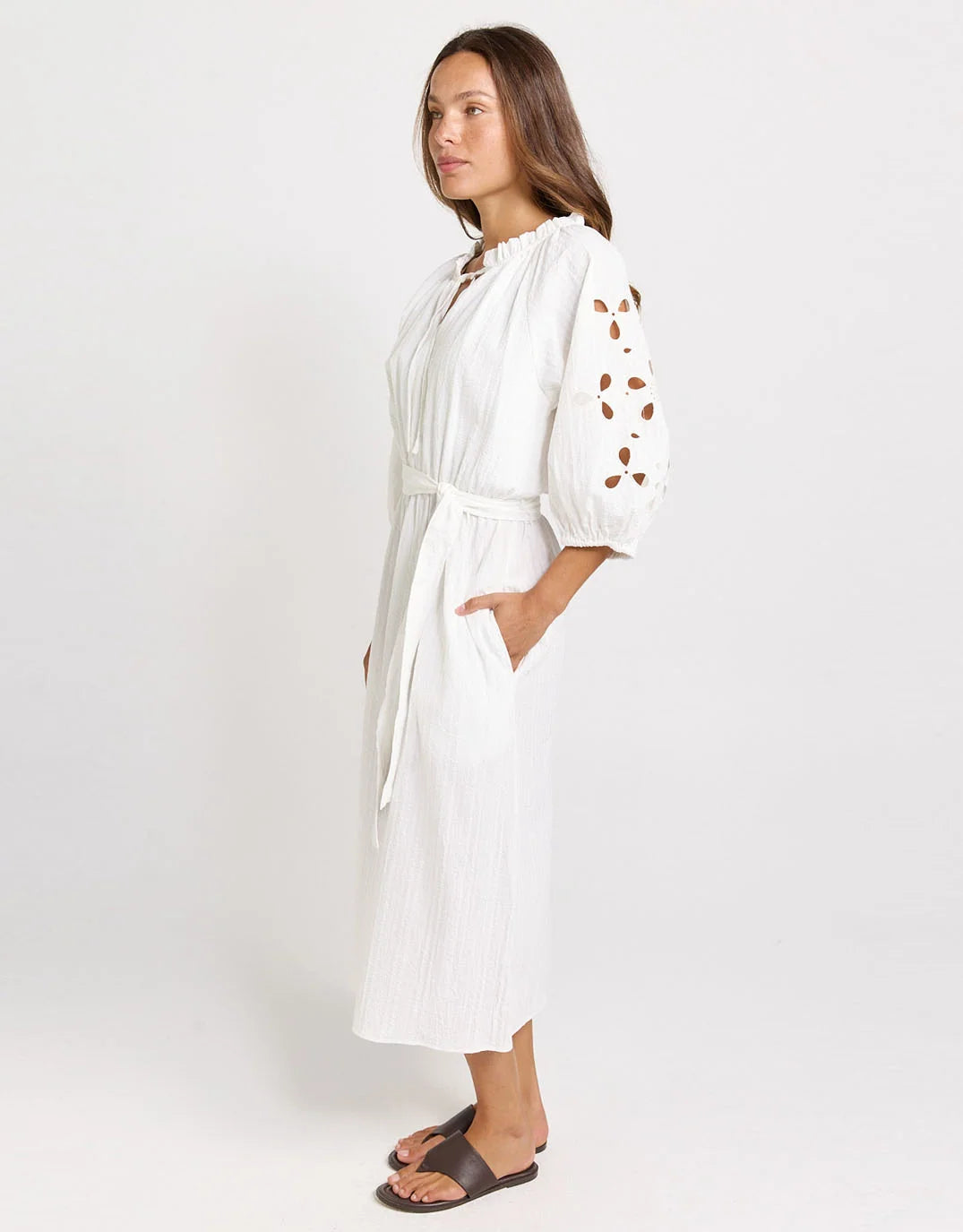 BETTY BASICS : Daisy Broderie  - Dress