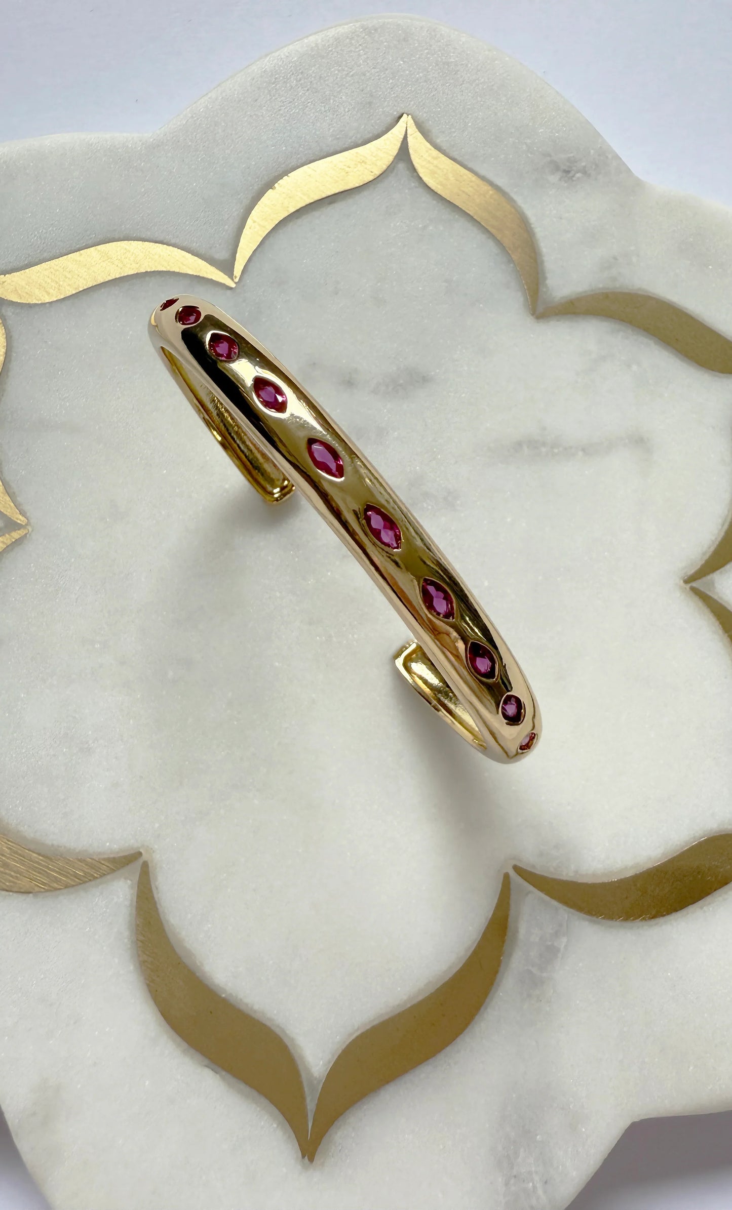 TUNIK : The Tunik Pink Stone Cuff - Bracelet