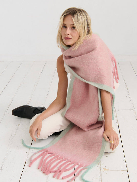 ANGELS WHISPER : Lany Checkered Fluffy Scarf - Pink