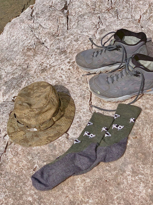 ALFREDO GONZALES : Merino Wool Cow Hiking - Socks