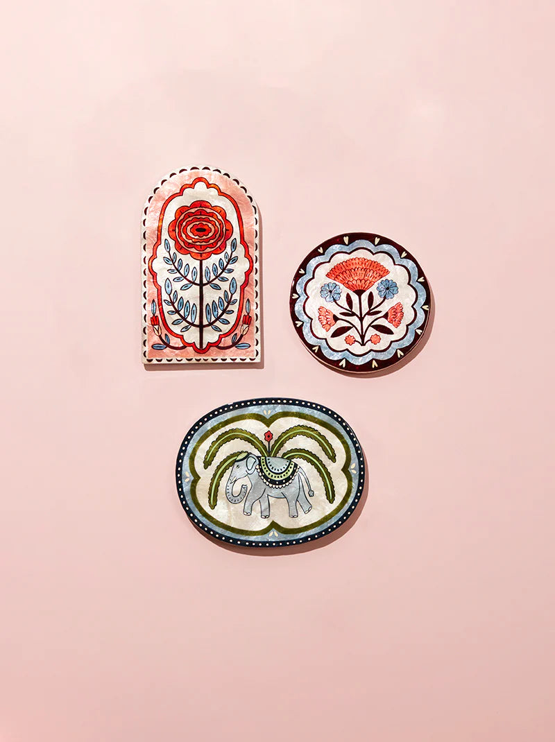 JONES & CO : Samira Flower Arch - Wall Art