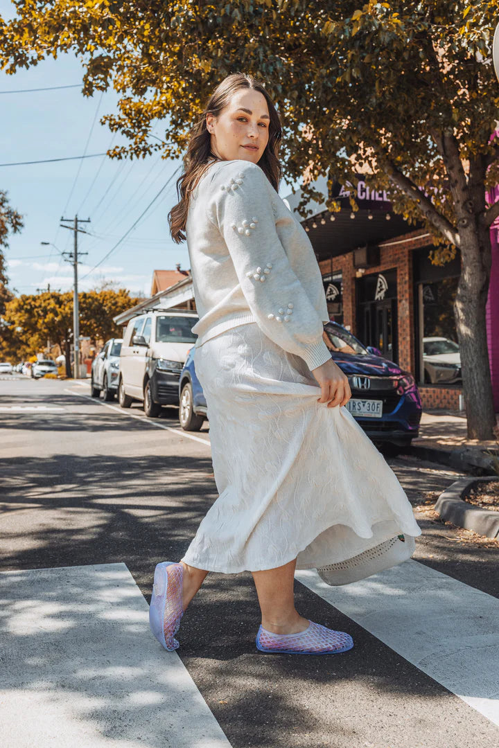 THRD LABEL: The Camellia Cardigan - White Marle