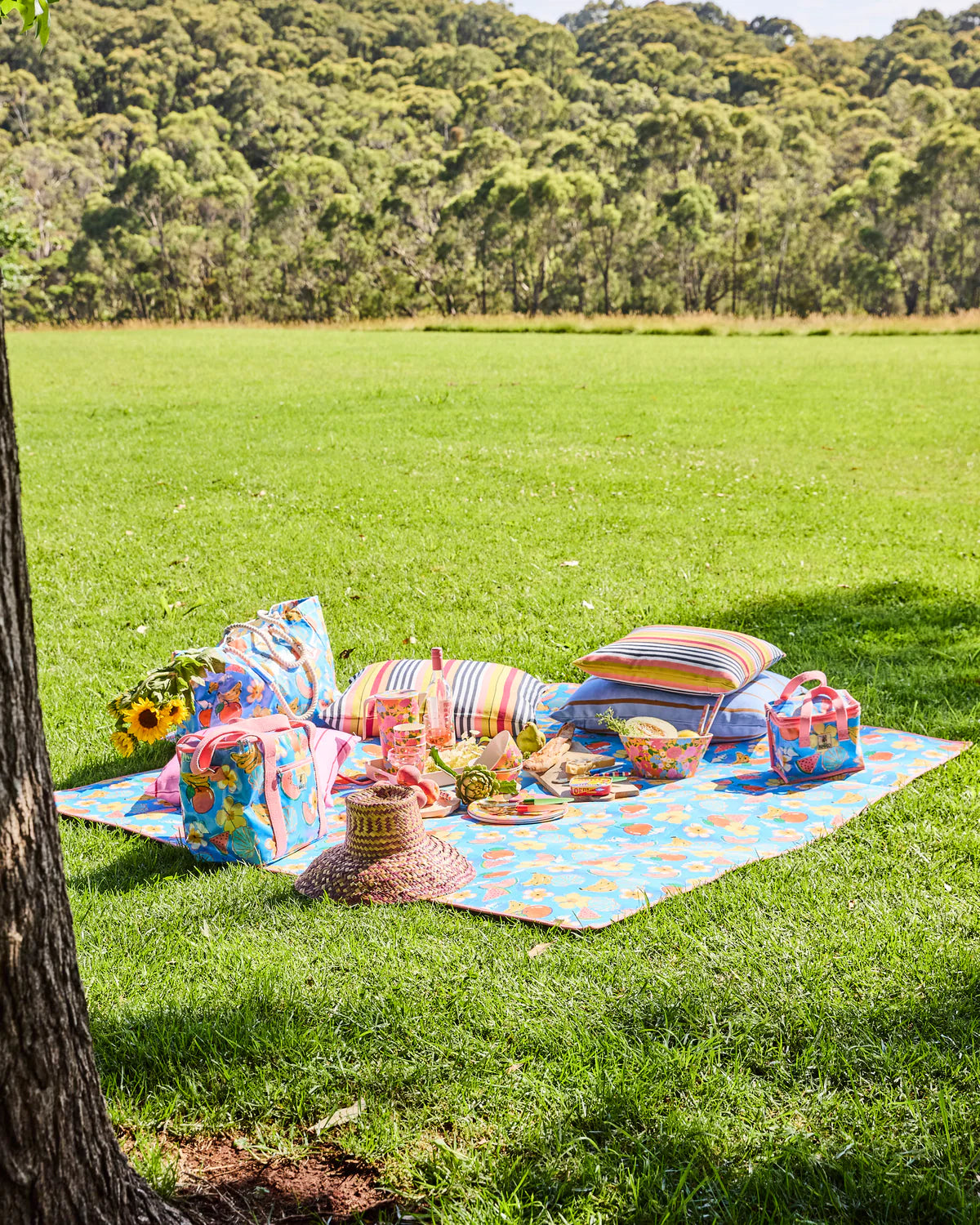 KIP & CO : Paradise Found Picnic Mat