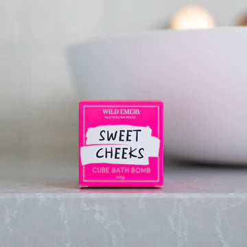 WILD EMERY: Rose Geranium x Juniper Berry - Bath Bomb