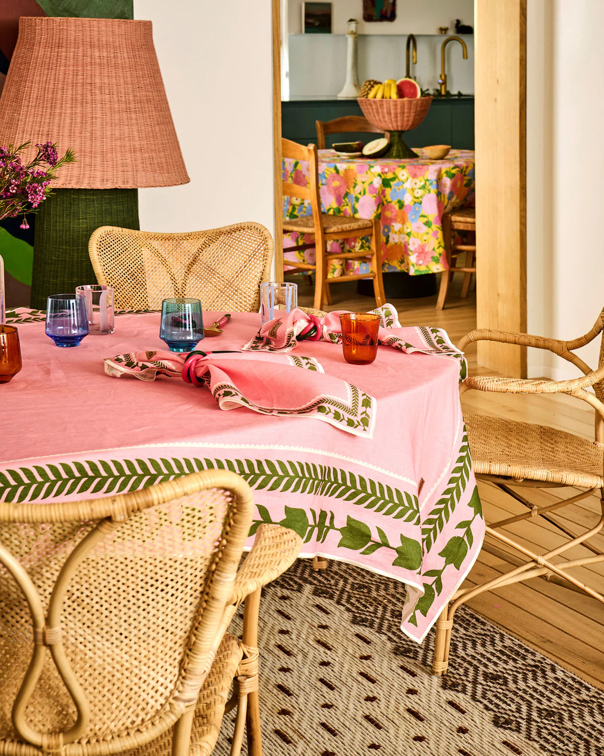 KIP & CO : Flower Chain Embroidered Rectangular - Tablecloth