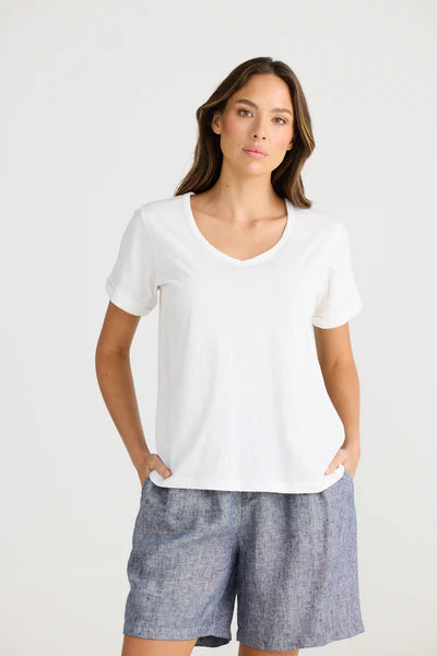THE SHANTY CORP : Kasai White Short Sleeve - Tee