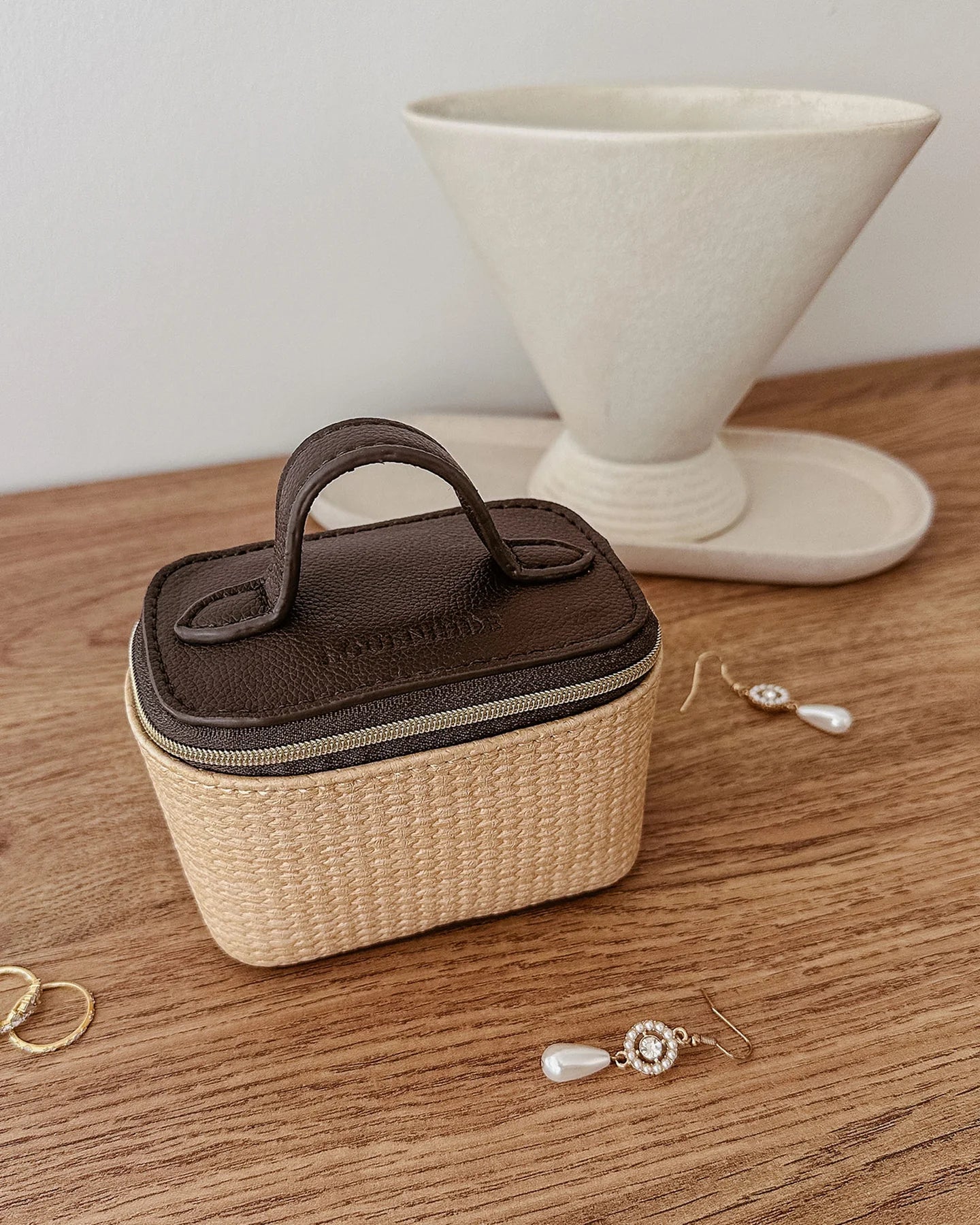LOUENHIDE : Trudy Jewellery Box - Natural Chocolate