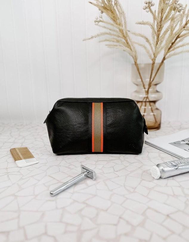 LOUENHIDE : Gilbert Men’s Toiletry Bag - Black