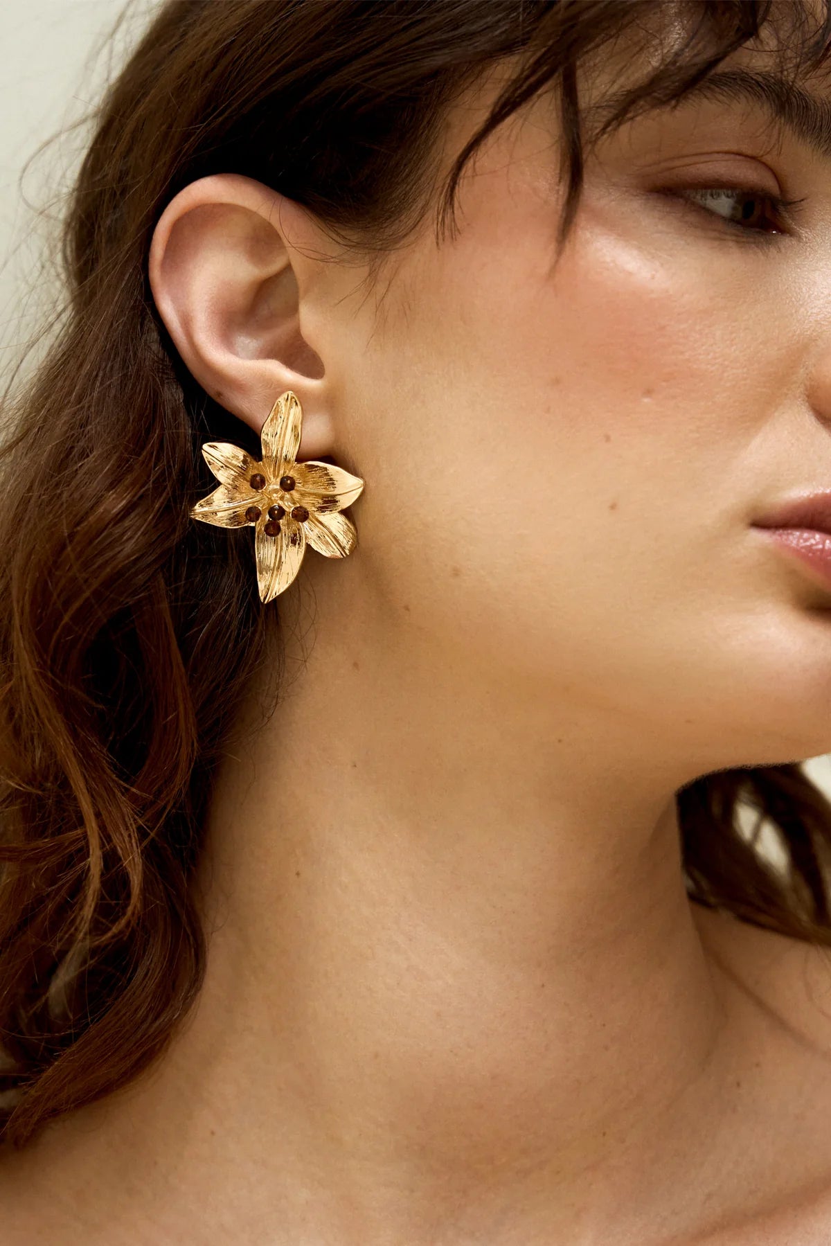 LIBERTE : Iris Soft Gold - Earring