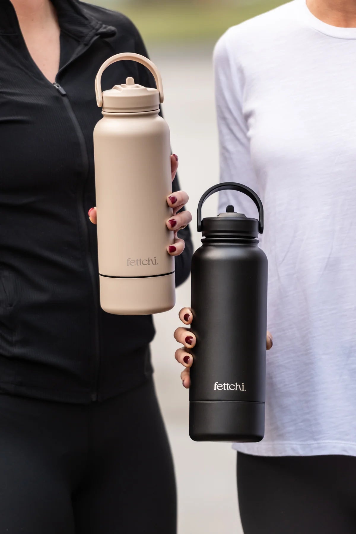 FETTCHI : Water Bottle - 1.1L - Beige