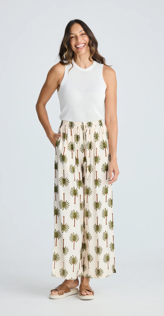 HOLIDAY - Fly Away Pant - Ivory Palm Print