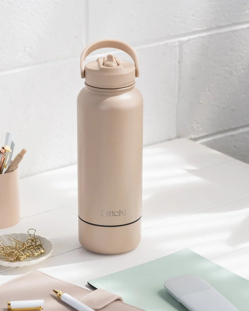 FETTCHI : Water Bottle - 1.1L - Beige